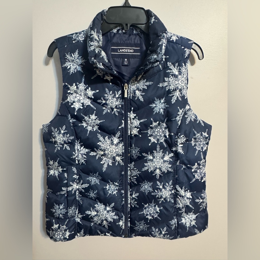 Lands' End Blue Puffer Quilted Down Vest with White Pattern size medium